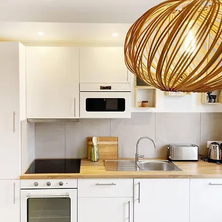 Paddock Prestige By La Boite En * Chantilly