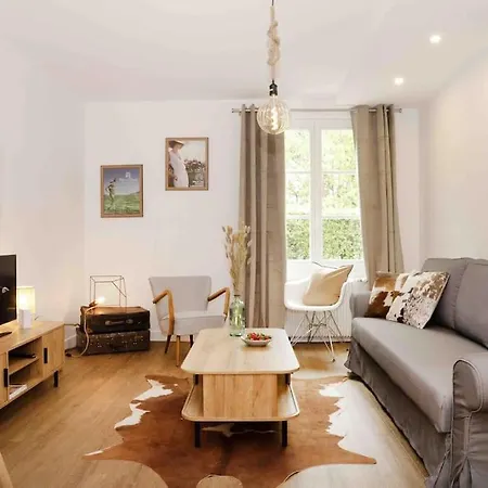 Paddock Prestige By La Boite En * Chantilly